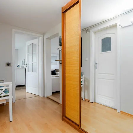 Centrum Homely Appartement *